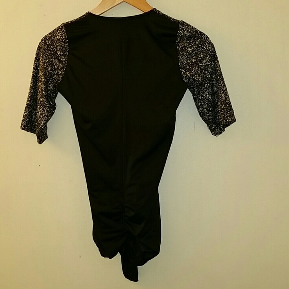 A top - Picture 2 of 4